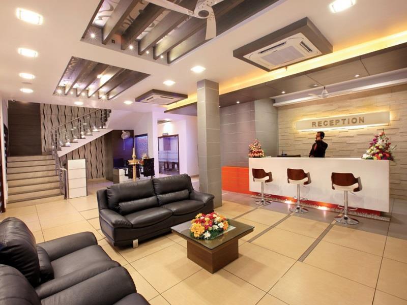 Hotel Aswathy Kodungallūr Extérieur photo