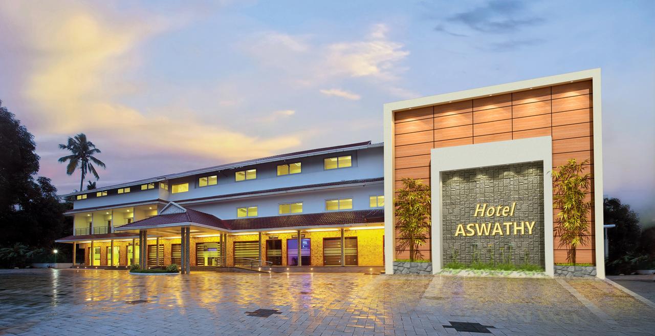 Hotel Aswathy Kodungallūr Extérieur photo